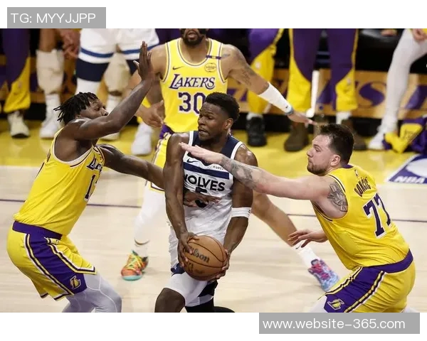 詹姆斯点评森林狼实力称西决潜力取决于迪林厄姆成长