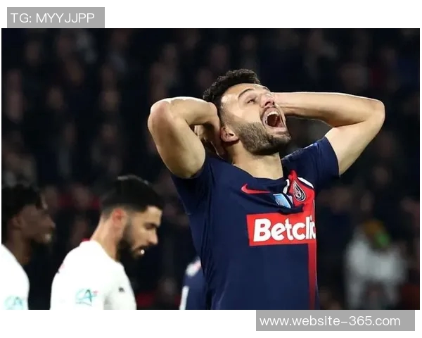 拉莫斯祝贺姆巴佩称其为第一兄弟展现深厚情谊 拉莫斯祝贺姆巴佩称其为第一兄弟展现深厚情谊